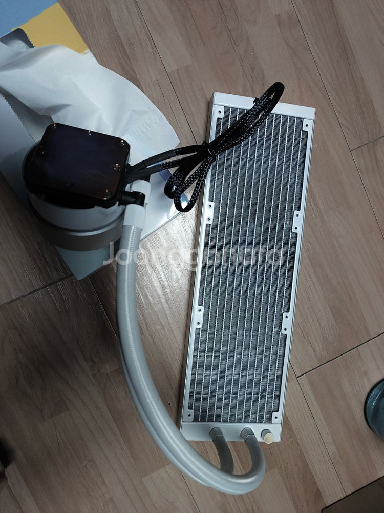 리안리 galahad AIO 360 CPU 수냉쿨러--4