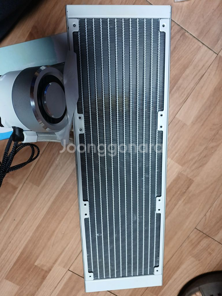 리안리 galahad AIO 360 CPU 수냉쿨러--3