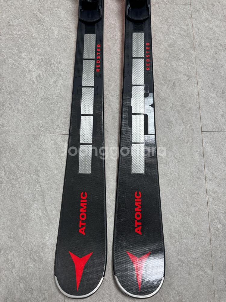 22/23 아토믹 레드스터 S8i 스키 판매합니다--1