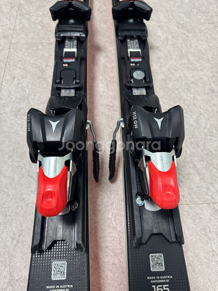 22/23 아토믹 레드스터 S8i 스키 판매합니다--4