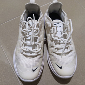 나이키 에어맥스 흰색 운동화 225