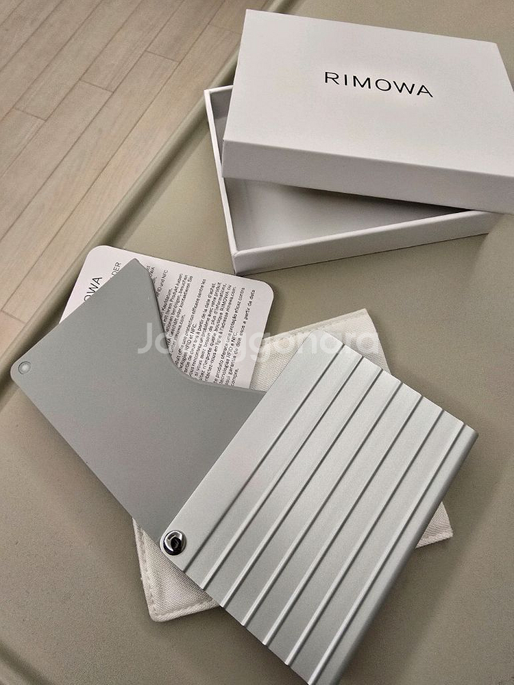 리모와 알루미늄 카드홀더 실버 새제품--2