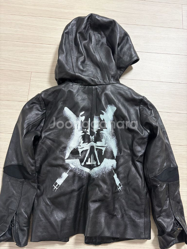 누누누 가죽점퍼--1