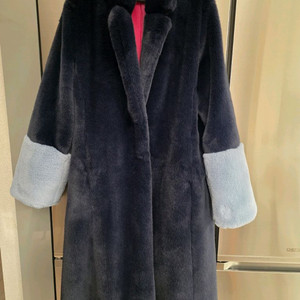 페이크퍼 코트 네이비