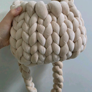 벨벳 자이언트얀 뜨개 가방 크로스백