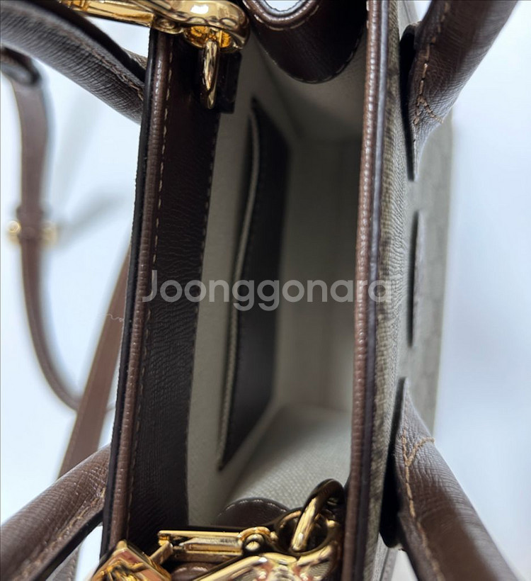 구찌 인터로킹 G 미니 토트백--1