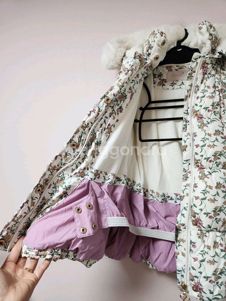 130사이즈 프리미즈 꽃무늬 하얀색 스키복 상의 자켓--5