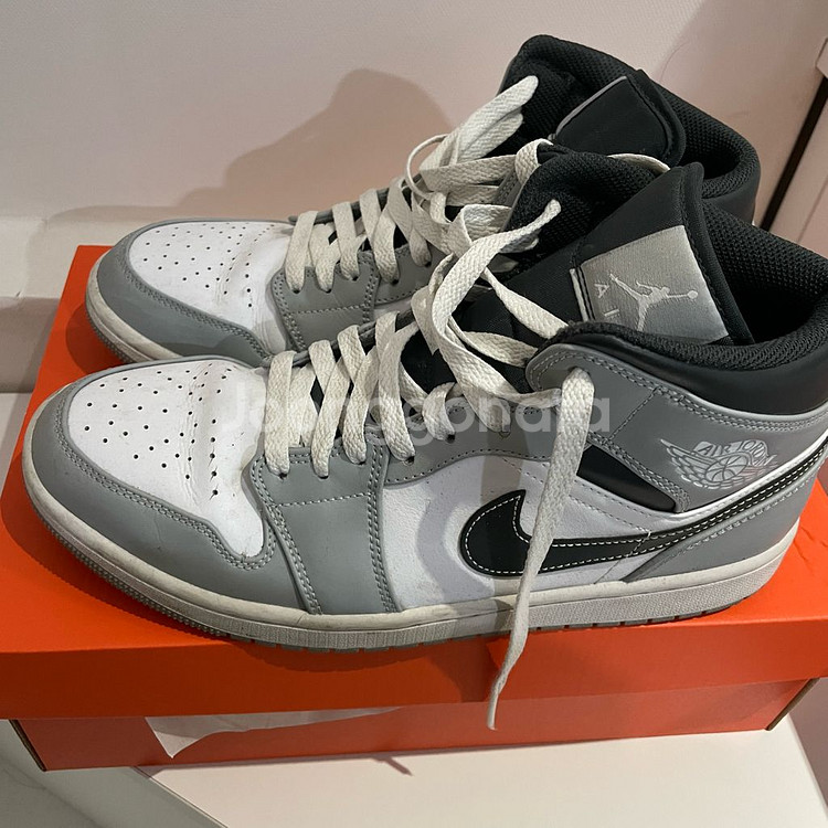 나이키 조던1 미드 라이트 스모크 그레이 275--0