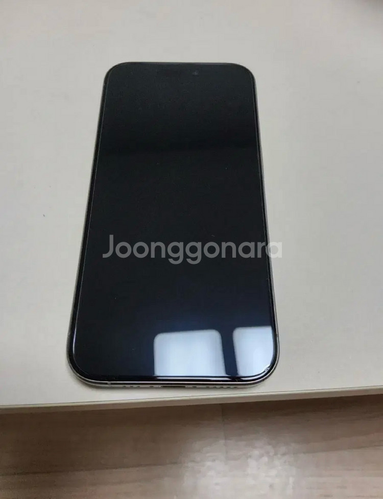 아이폰 15프로 256 내추럴 티타늄--1