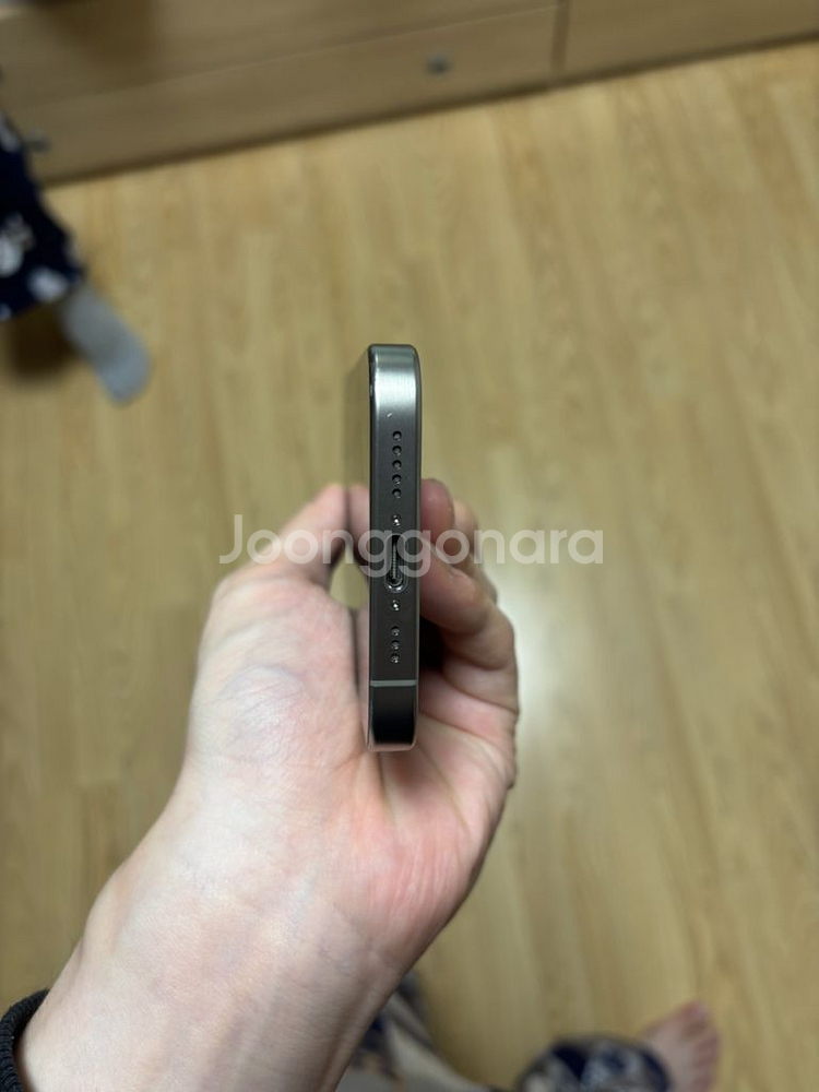 아이폰 15프로 256 내추럴 티타늄--5