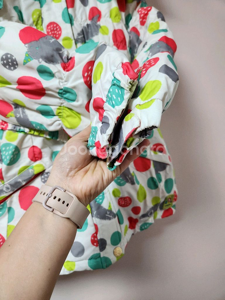 150사이즈 리틀밥도그 하얀색 도트무늬 스키복 상의 자켓--6