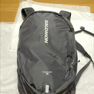 살로몬 트레일블레이저 20L 가방 백팩 블랙