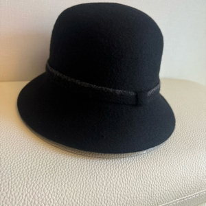 여성용 블랙 버킷햇, 쉬즈미스