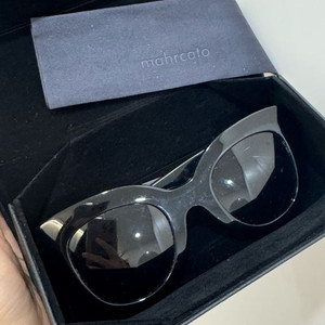 소윰x마르카토 선글라스 soyoom 첼리아 목걸이 일괄