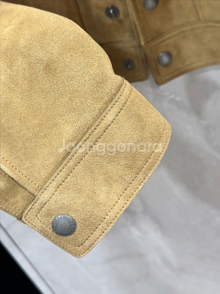 새상품 톰포드 스웨이드 자켓 TFL754 52사이즈--3