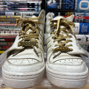 아디다스 제레미스캇 날개 스니커즈