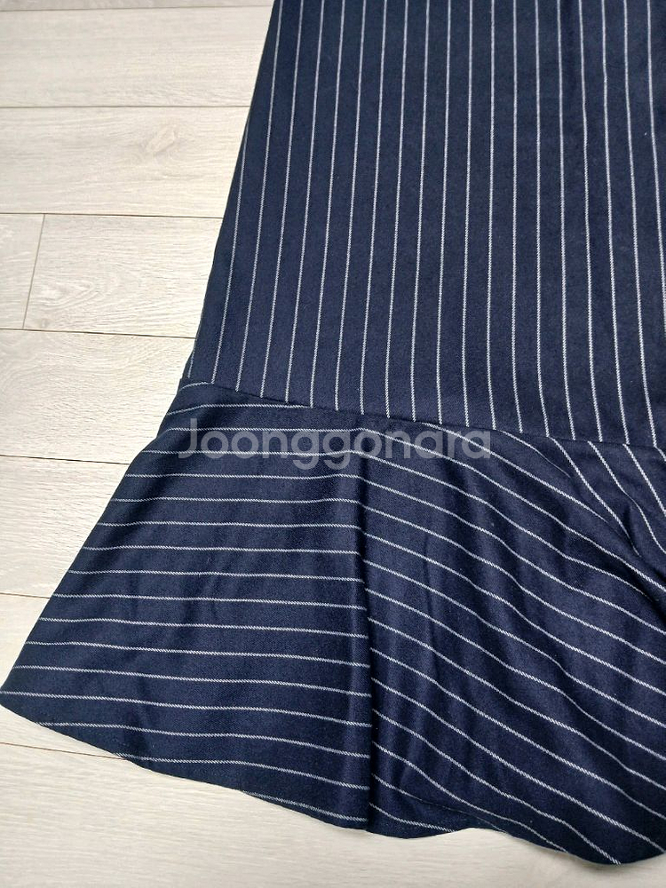 앳코너 뷔스티에 울 원피스 (새상품급)--4