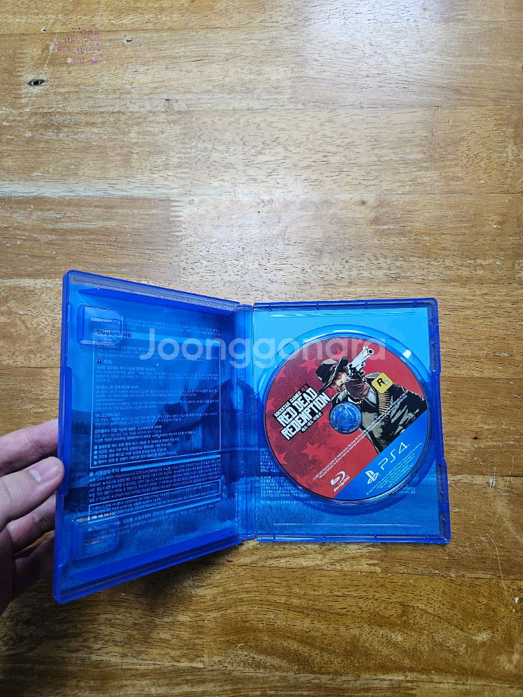 PS4 레드 데드 리뎀션--1