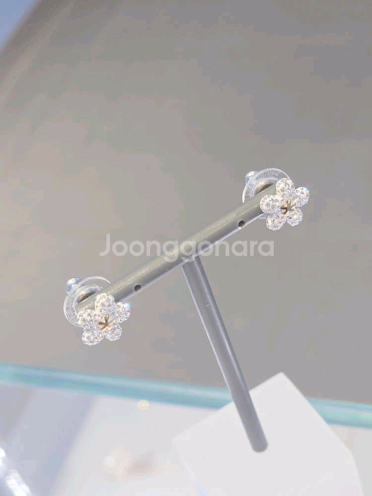 (새상품) 스와로브스키 귀걸이--6