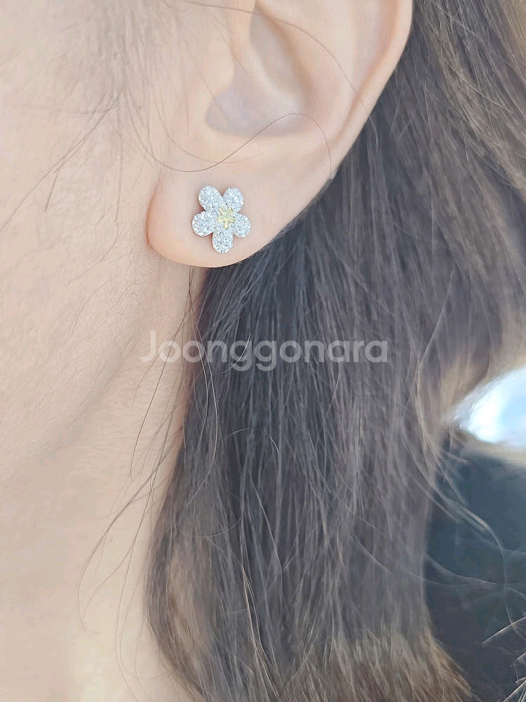 (새상품) 스와로브스키 귀걸이--4