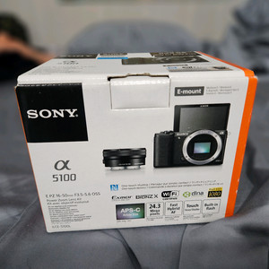 소니 A5100 미러리스 카메라
