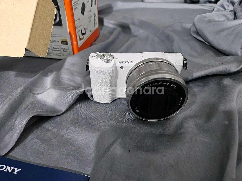 소니 A5100 미러리스 카메라--3