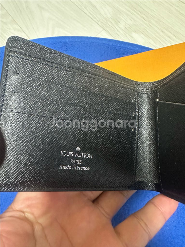 루이비통 반지갑 정품(극미중고) 풀박 급처해요--1