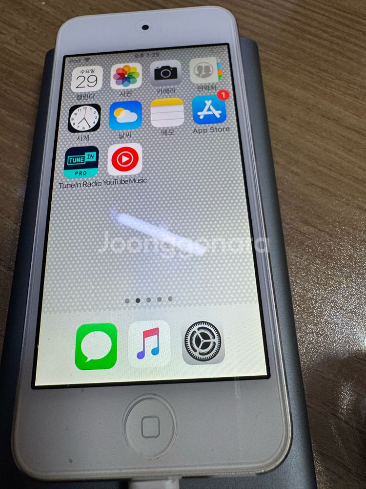 아이팟 터치 7세대구합니다 010-3291-3215.--0