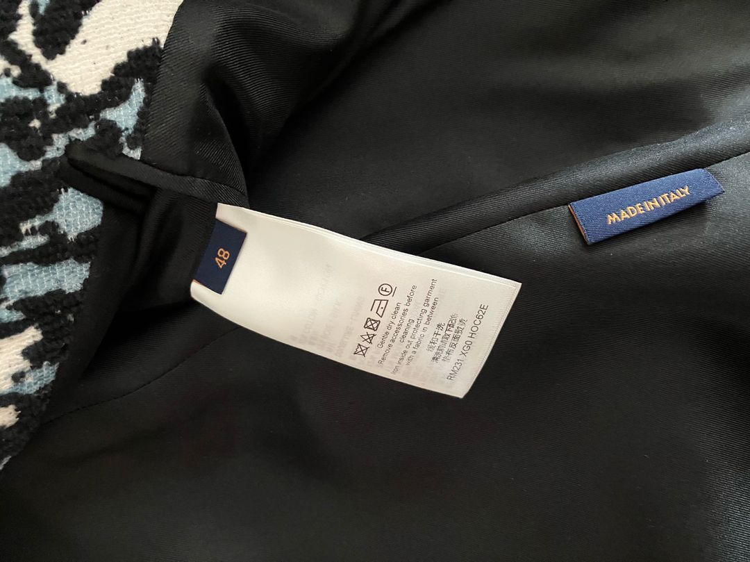 루이비통 엉겅퀴 자카드 코트