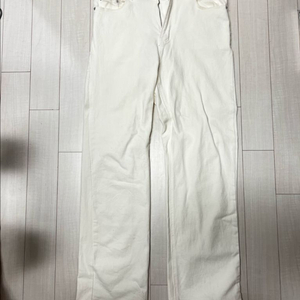 블루라인 화이트 세미와이드 데님 팬츠 청바지