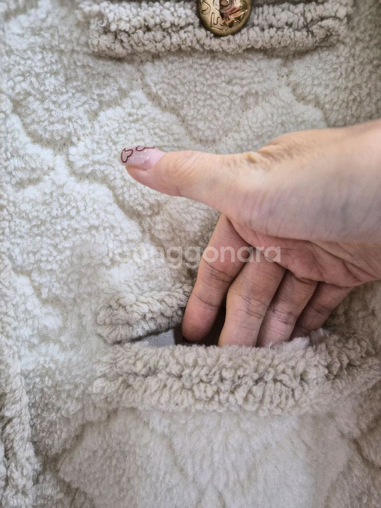 오즈세컨 뽀글점퍼 팝니다.--6