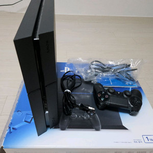 플스4(PS4) 제트블랙 1TB 팝니다.