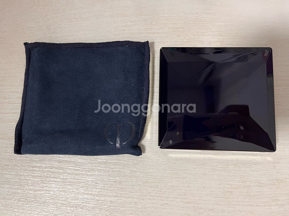 끌레드뽀 보떼_옹브르 꿀뢰르 까드리 303 베이비 유니--3