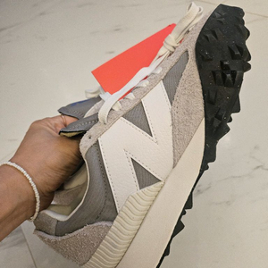 뉴발란스 xc72 235 새상품