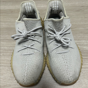 아디다스 이지부스트 350 V2