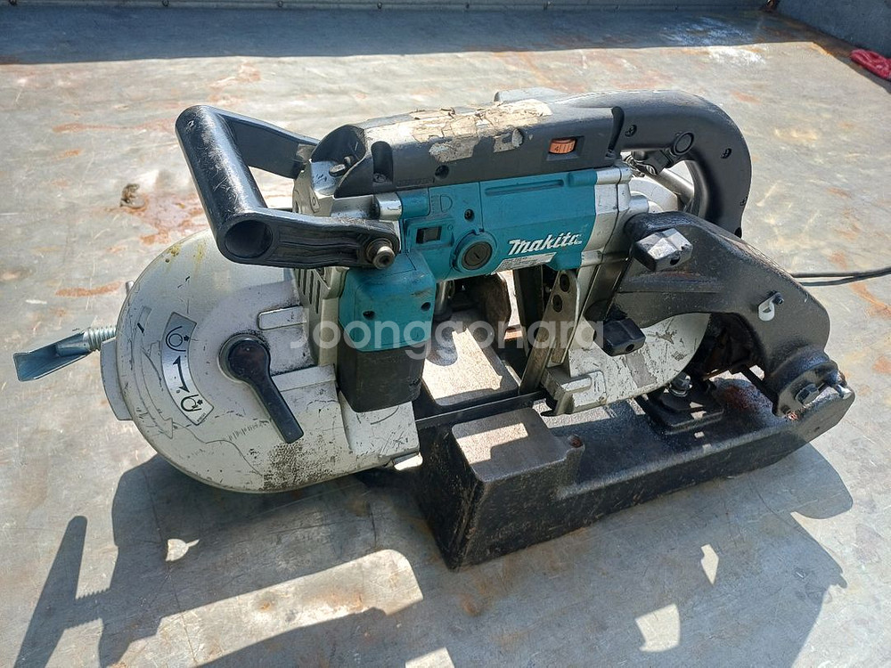 마끼다 밴드쏘. 고무 러버 9개 판매해요--0