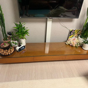 원목 유리상판 거실 테이블