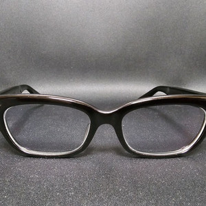 명품 하우스안경 모두 팝니다.