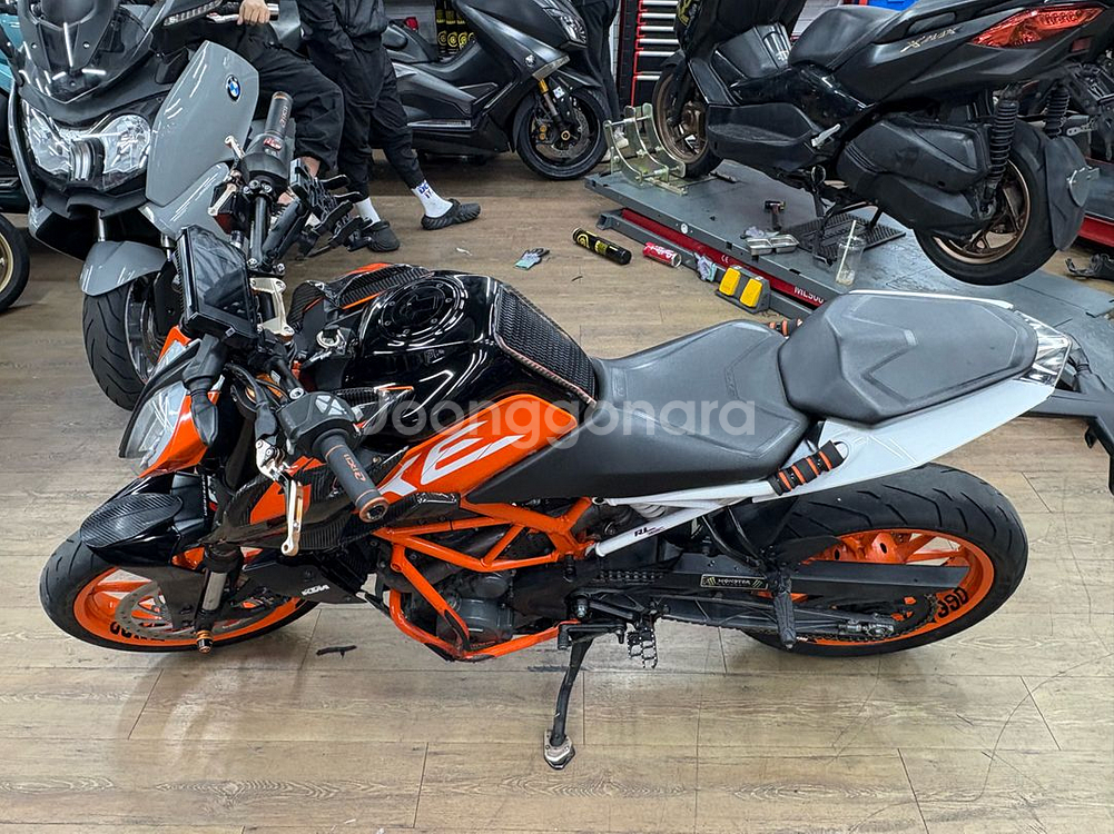 KTM 18년식 듀크 390--4