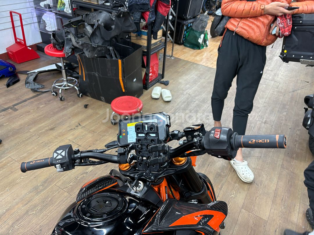 KTM 18년식 듀크 390--6