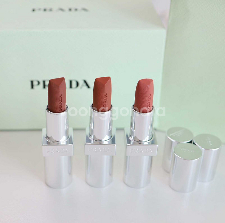 프라다 립밤 립스틱 누아제트 새상품--1