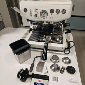 브레빌 바리스타 에스프레소 머신