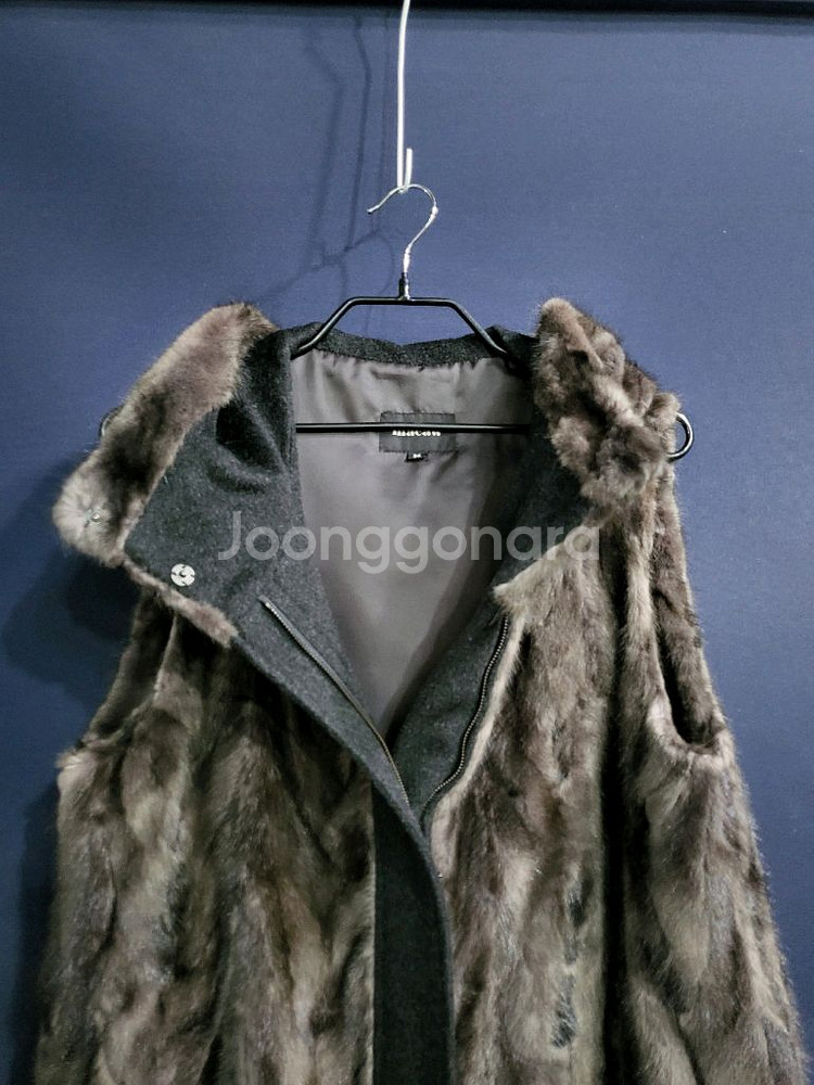 macaw 마코 천연밍크 후드베스트--1