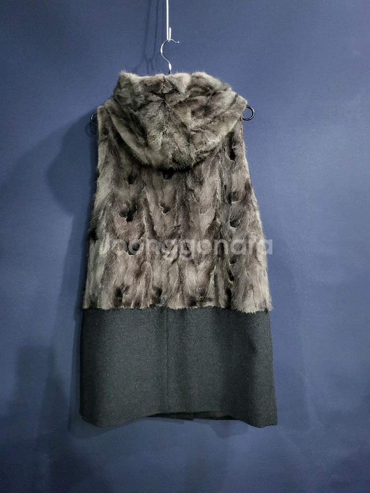 macaw 마코 천연밍크 후드베스트--6