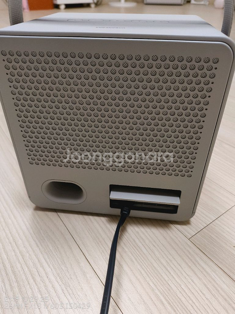 어반이어스 랄리스 블루투스 스피커 팝니다.--2