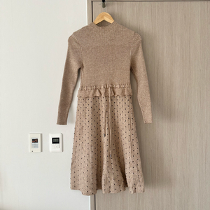 니트원피스 베이지도트 55
