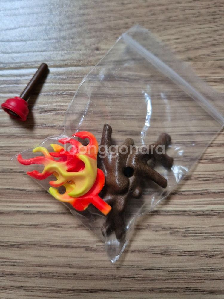 플레이모빌 70088 캠핑카 + 9228 나무전등장식--7