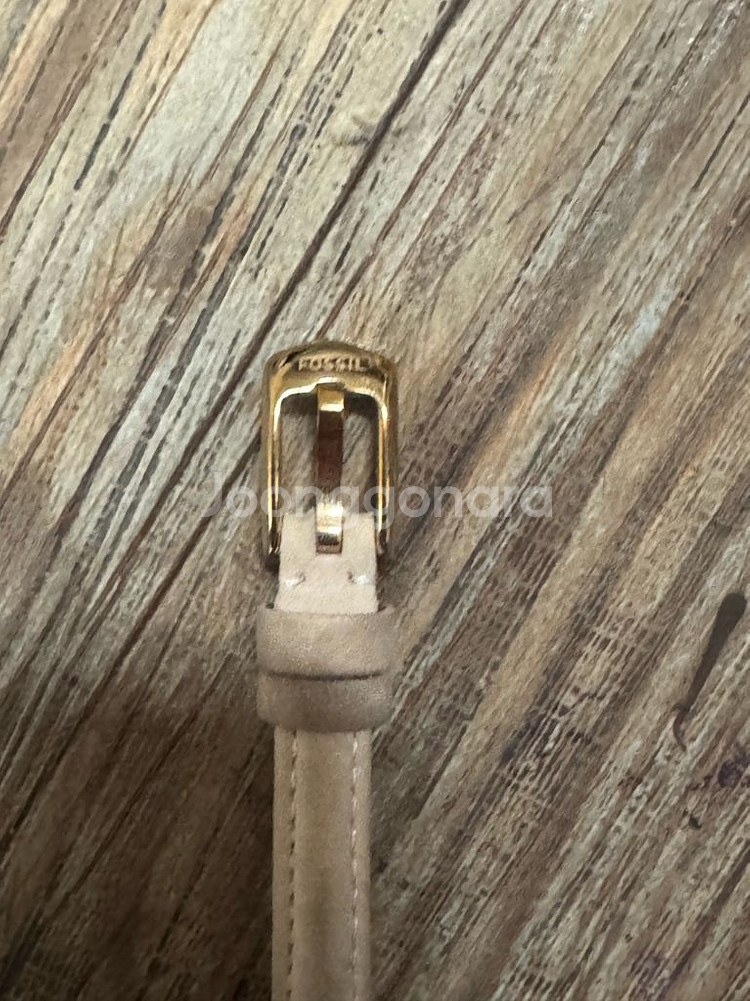 Fossil 여성 가죽 시계--2