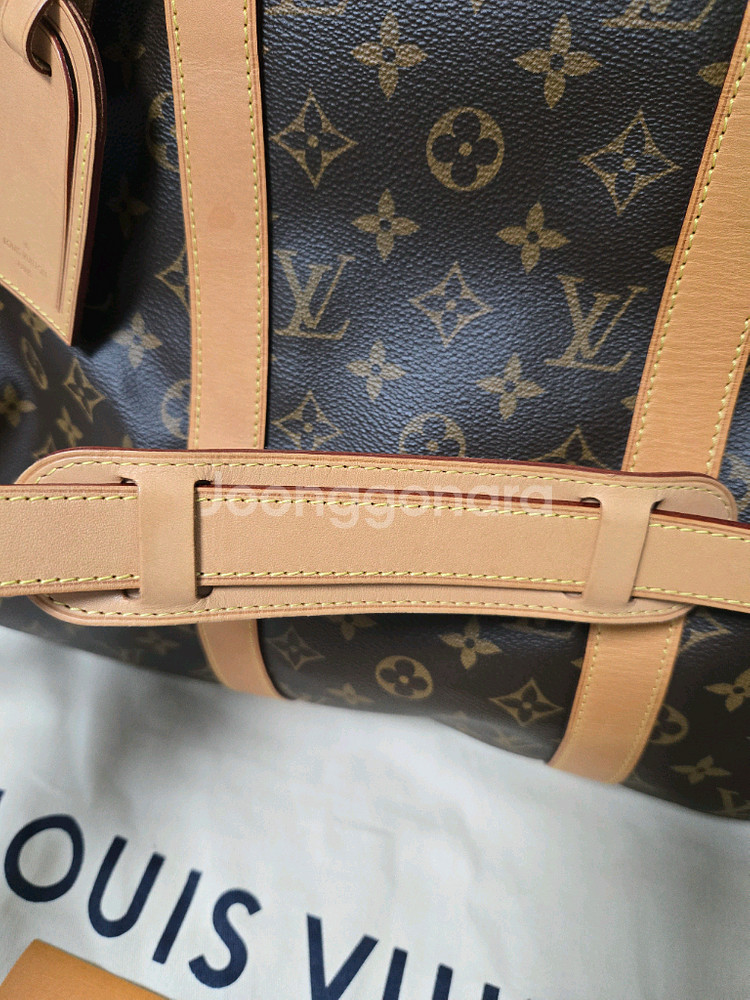 루이비통 키폴 반둘리에 50(5회미만착용)--2