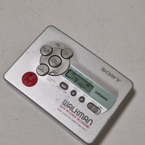 소니 워크맨 WM-GX677